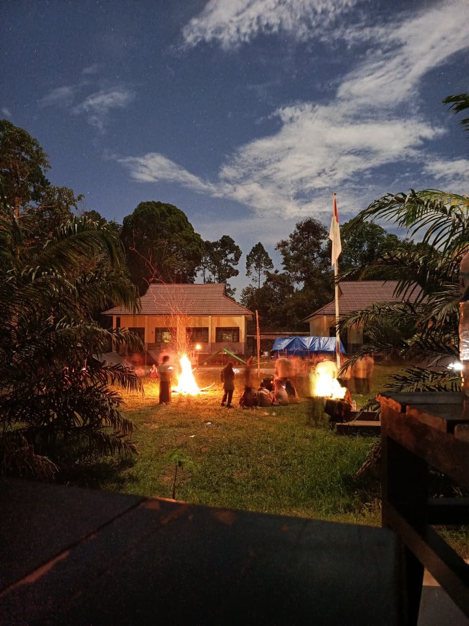 Api Unggun dan Acara